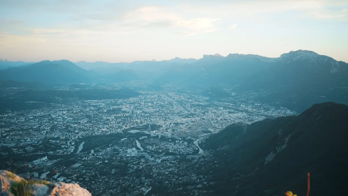 Organiser un city trip : transports, visites, budget
